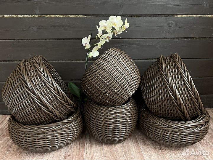 Кашпо для цветов напольное