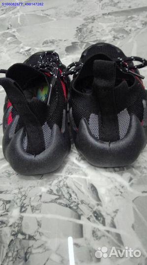 Черно-красные кроссовки изики для мальчиков (Арт.7