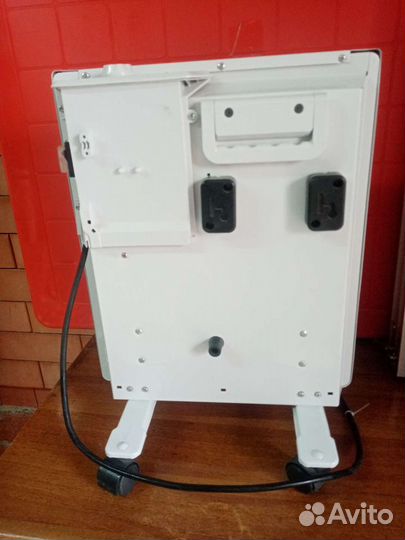 Обогреватель электрический напольный конвекторный