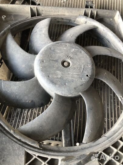 Форд фиеста 2006г.в. 1,4л.,моторчик охл. двиг