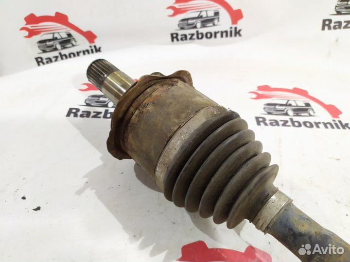 Привод Mercedes Vito W639 2.1D 2004