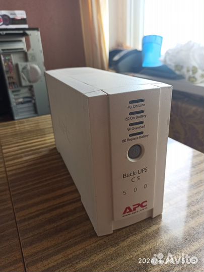 Ибп APC Back-UPS 400 и APC Back-UPS CS 500