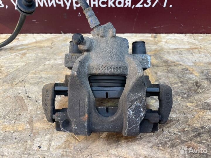 Суппорт тормозной передний правый Renault Logan