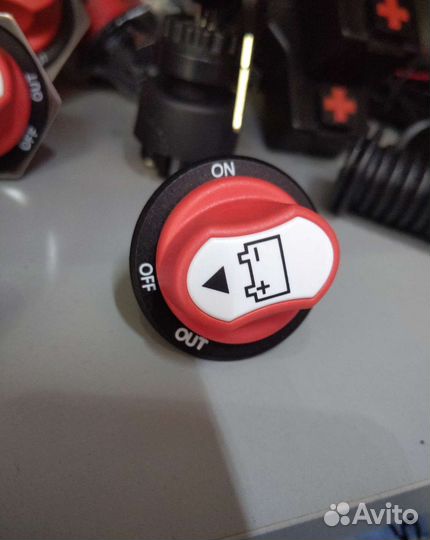 Выключатель массы