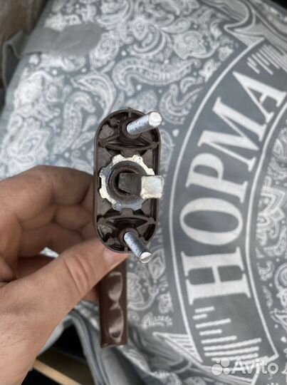 Ручка на пластиковое окно