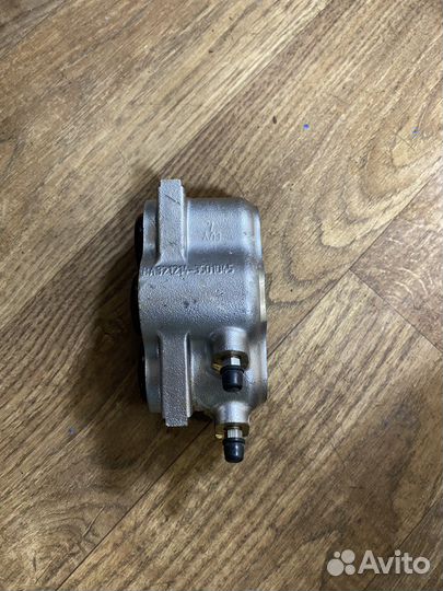 Продам тормозной цилиндр на ваз 21214 правый