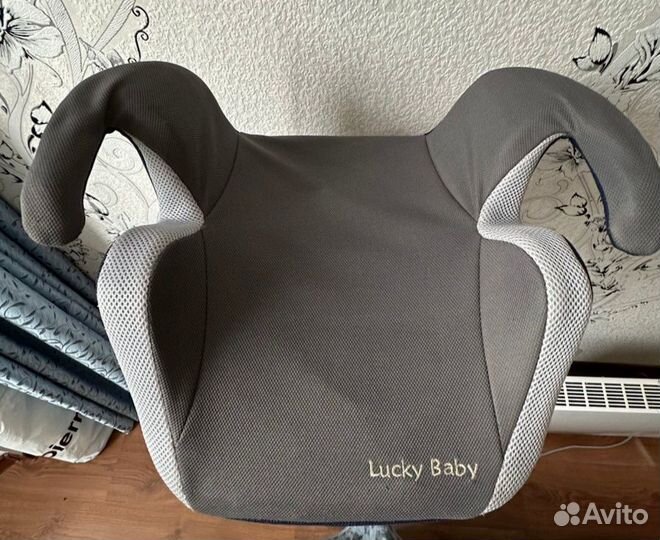 Детское автокресло бустер