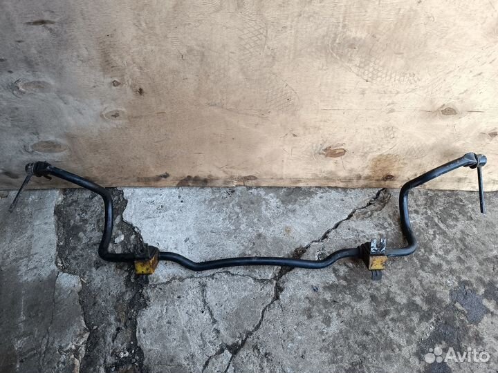 Передний стабилизатор Renault Megane 2
