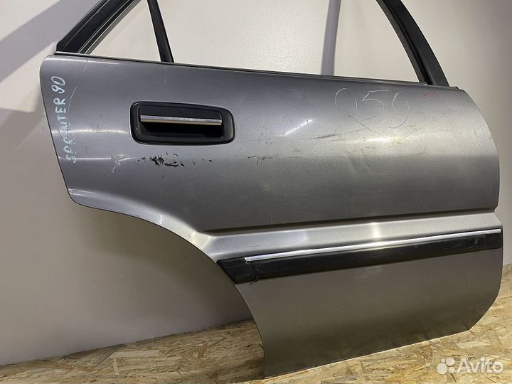 Toyota Sprinter Дверь задняя правая