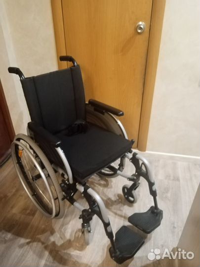 Инвалидная коляска новая