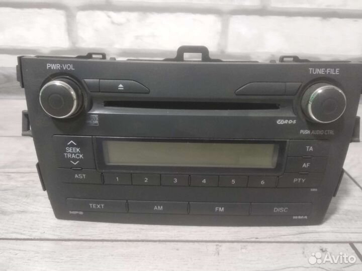 Магнитола Toyota corolla Е150