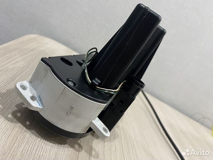 Продам блок управления климатом Subaru Impreza