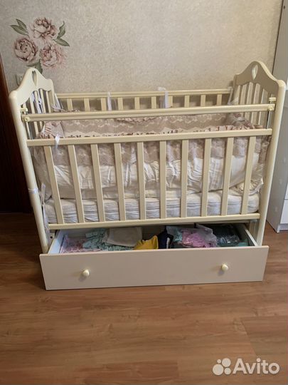 Детская кроватка + комплект + матрас