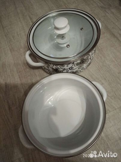 Кастрюля новая