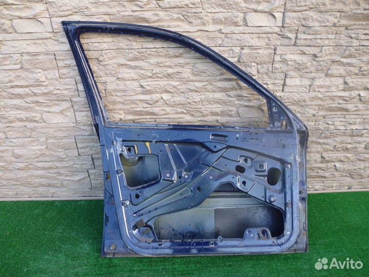 Шкода Октавиа Тур дверь передняя левая с 1997-2010
