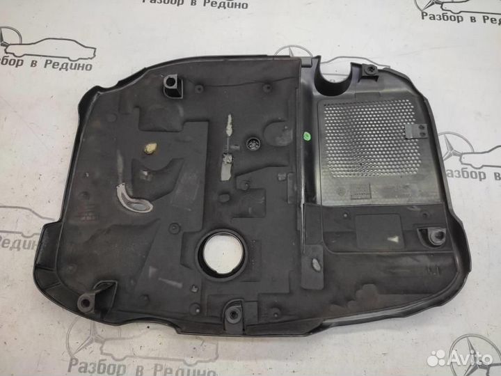 Крышка двигателя декоративная w204 C-class 651