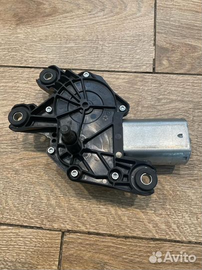 Моторчик стеклоочистителя Land Rover Range Rover L