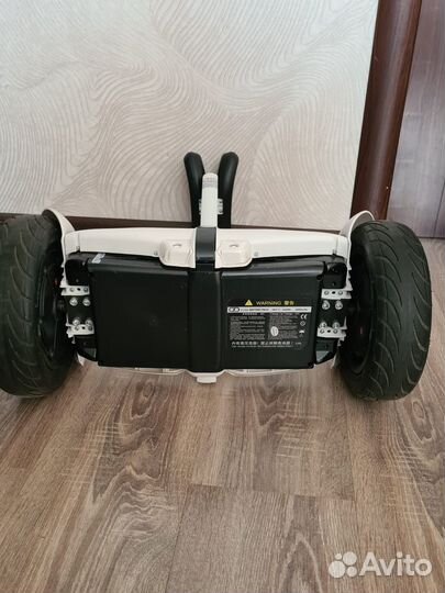 Мини segway, цвет белый состояние идеальное