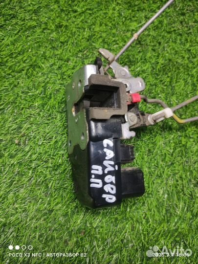 Замок передней правой двери Сайбер Стратус Себринг