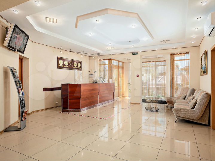 Гостиница, 1500 м²