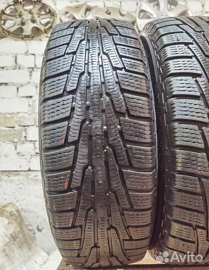 Nokian Tyres Hakkapeliitta R 225/65 R17 106R