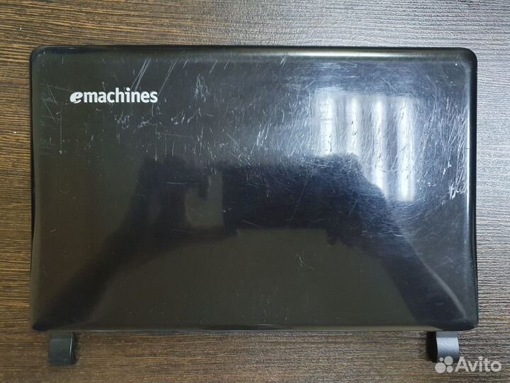 Запчасти и комплектующие на eMachines E250 (KAV60)