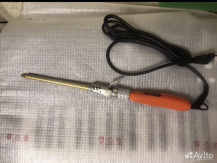 Новая, Тонкая плойка для завивки волос