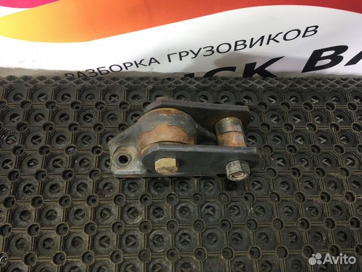 Кронштейн крепления заднего стабилизатора