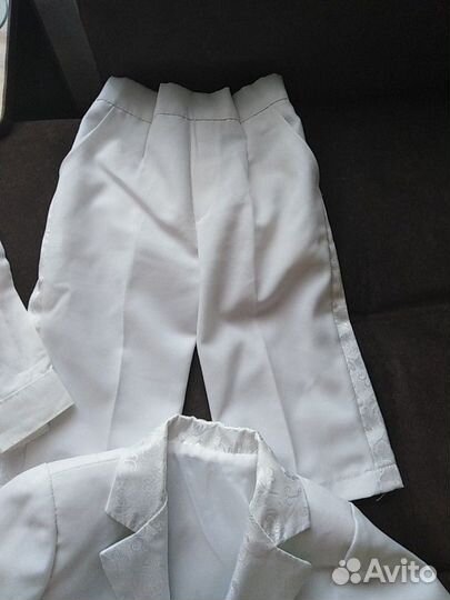 Костюм детский примерно на годик очень красивый