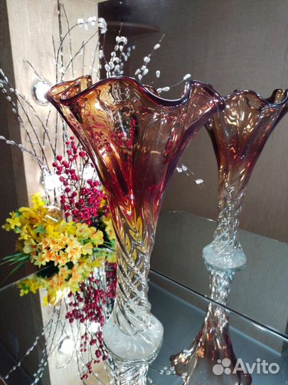 Ваза цветное стекло. з-д 