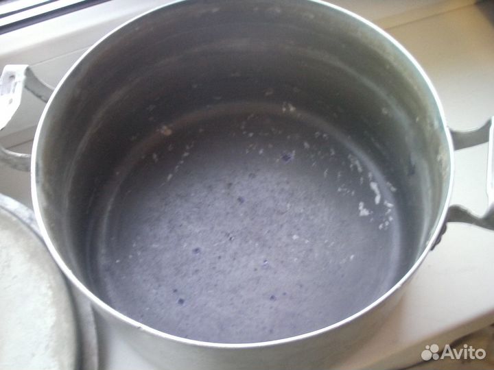 Кастрюля 60-х годов 20-го века, подставка под горя