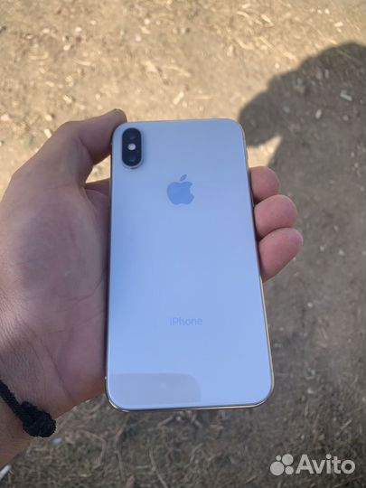 iPhone X, 64 ГБ