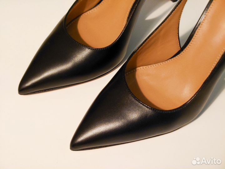 Туфли чёрные классические 35 размер Hugo Boss