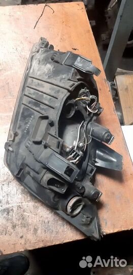 Дефектные фары Ford Focus 2 дорест