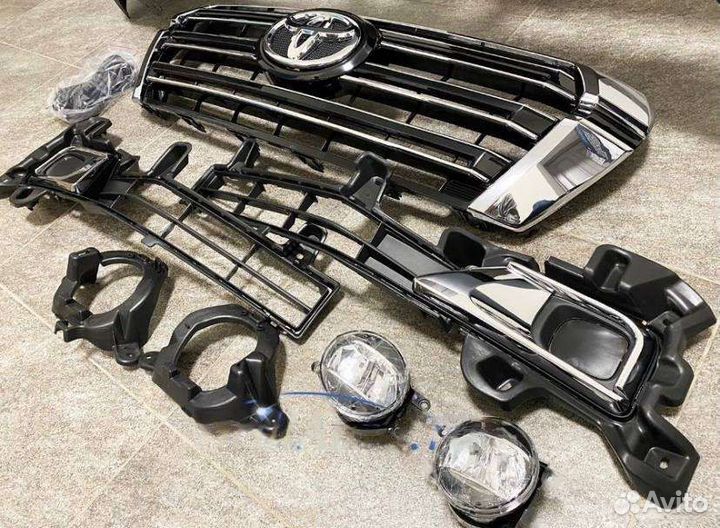 Бампер Land Cruiser 200 08-15 рестайлинг стиль 16+