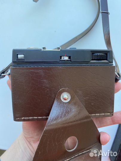 Фотоаппараты зенит, смена, вспышка, экспонометр