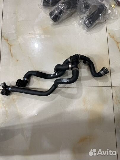 Патрубок система охлаждения mercedes