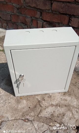 Сейф металлический