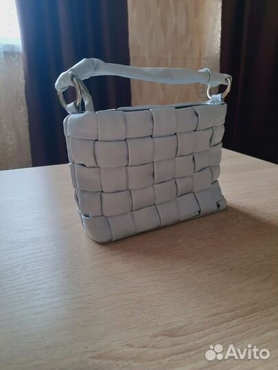 Сумка для девочки через плечо