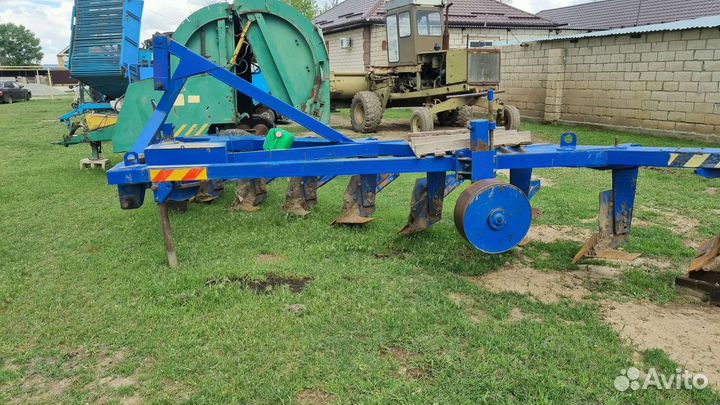 Плуг Светлоградагромаш 8 корп. (ПНУ-8х40), 2008