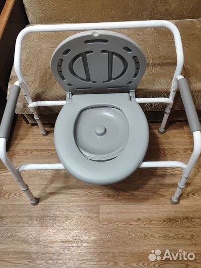 Санитарный стул туалет