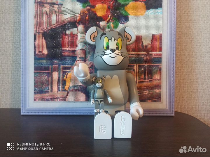 Коллекционная игрушка Bearbrick Том