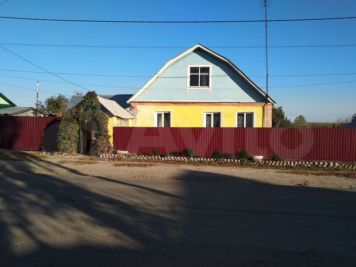 Дом 102 м² на участке 6 сот.