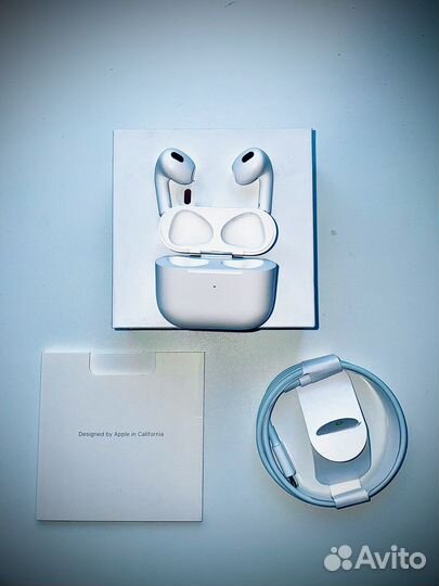 Беспроводные наушники airpods