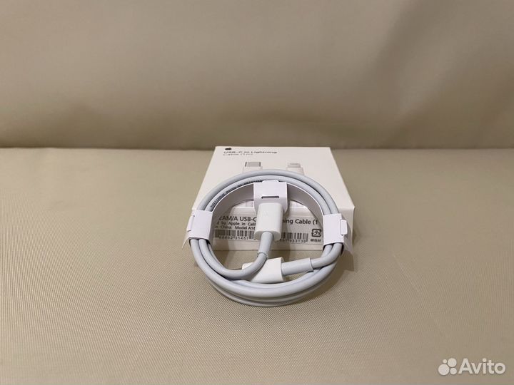 Кабель для зарядки iPhone USB Type-C Lightning 1м