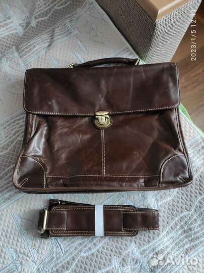 Мужской коричневый кожаный портфель