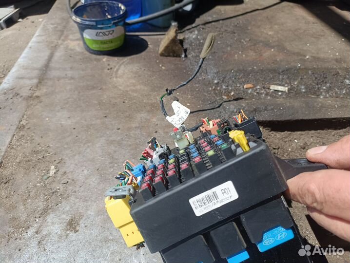 Блок предохранителей Hyundai Getz 1.4