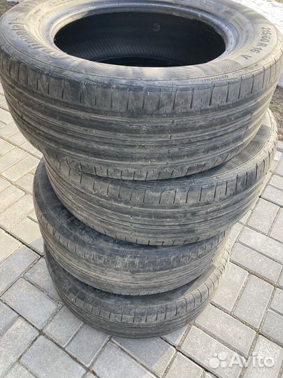 Continental ContiPremiumContact 5 215/60 R16 102V