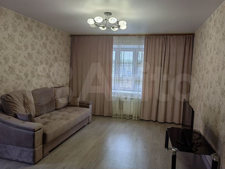 2-к. квартира, 62 м², 7/10 эт.