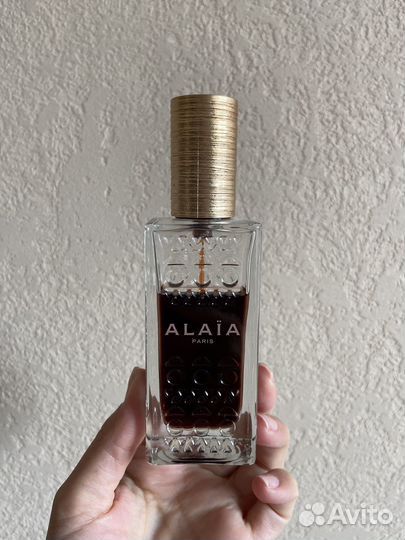 Alaia Blanche